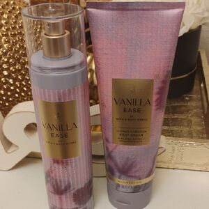 Bath & Body Works Vanilla Ease Hydration Duo